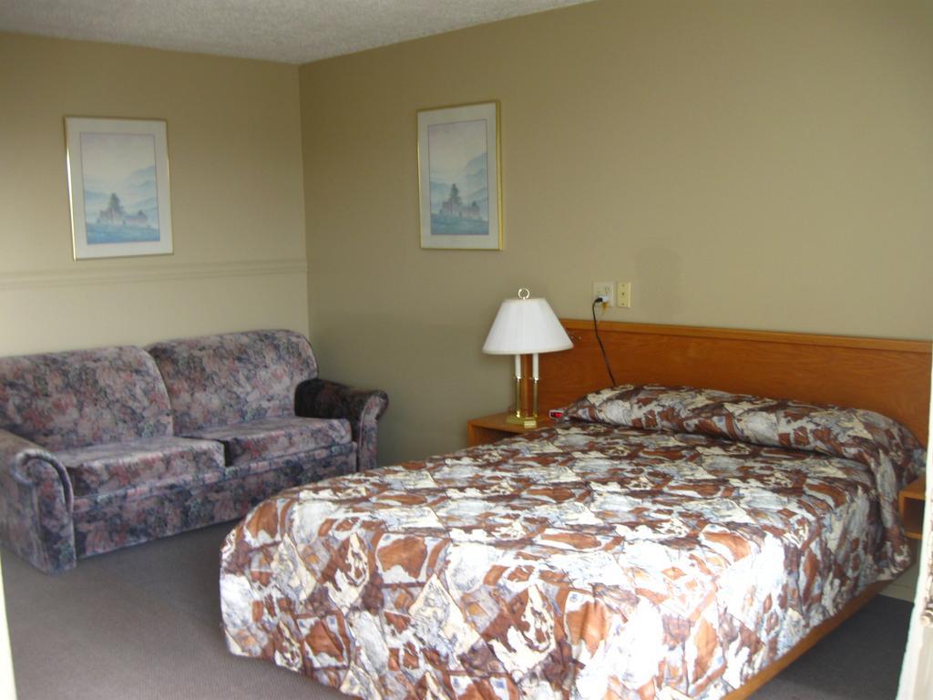 Motel De La Pointe Aux Bouleaux Baie-Sainte-Catherine Exteriör bild